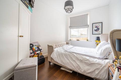 2 bedroom flat to rent, Mowll Street, Oval, London, SW9