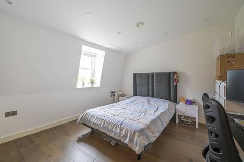 1 bedroom flat to rent, Whitecross Street, Barbican, London, EC1Y