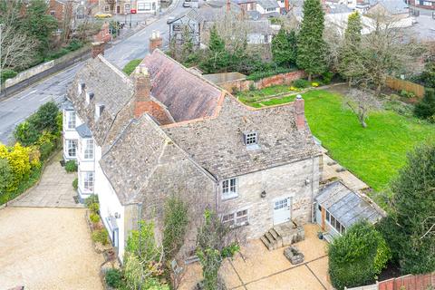 7 bedroom detached house for sale, Croft Road, Swindon SN1