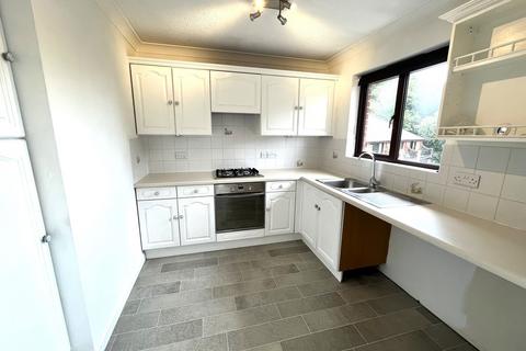 11 Constitution Hill Gardens, Poole, BH14 0PY