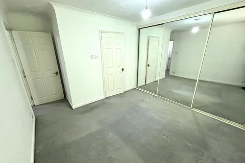 11 Constitution Hill Gardens, Poole, BH14 0PY