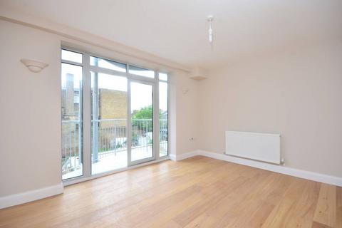 2 bedroom flat to rent, Choumert Road, Peckham, London, SE15