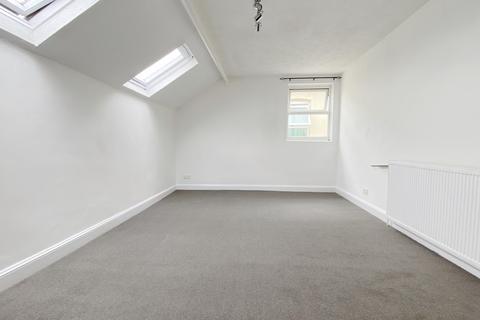 2 bedroom apartment for sale, Granada Road, Southsea