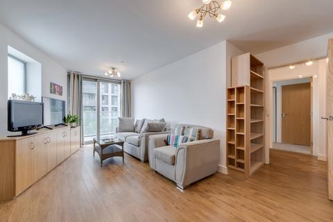 2 bedroom flat for sale, Sienna Alto, 2 Cornmill Lane, London