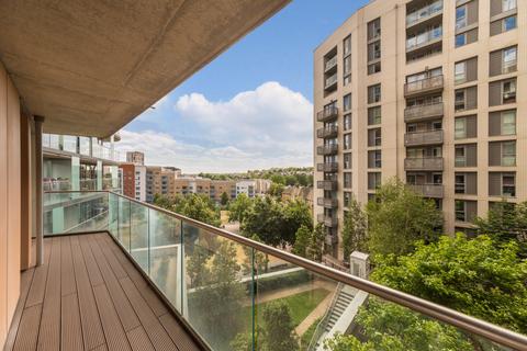 2 bedroom flat for sale, Sienna Alto, 2 Cornmill Lane, London