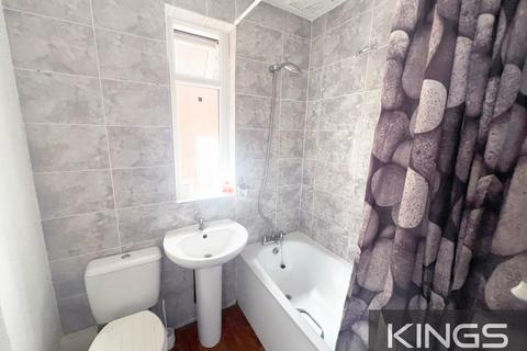 2 bedroom semi-detached house to rent, Broadlands Road, Southampton