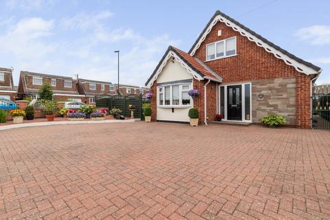 3 bedroom bungalow for sale, Waby Close, Willows, Grimsby, N.E Lincolnshire, DN37