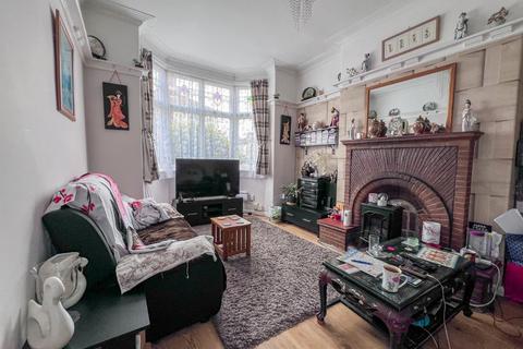 3 bedroom end of terrace house for sale, Park Street, Cleethorpes, N.E Lincolnshire, DN35