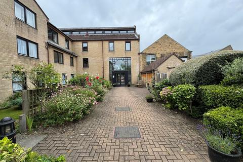 2 bedroom retirement property for sale, Albion court, Chelmsford, Chelmsford, CM2