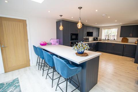 167 Maypole Lane, Birmingham, B14 4PJ