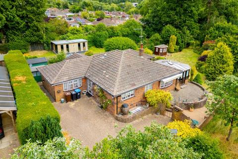 3 bedroom bungalow for sale, High Street, Godstone