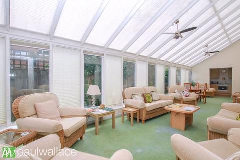 2 bedroom retirement property for sale, Esdaile Lane, Hoddesdon