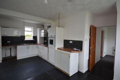 3 bedroom semi-detached house to rent, Broadwater, Bolton-Upon-Dearne