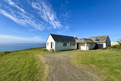 3 bedroom detached bungalow for sale, Porth Dafarch, Treaddur Bay