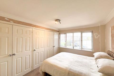 5 Halston Road, Burntwood, WS7 2DY