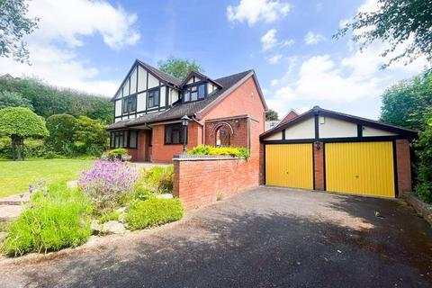 4 bedroom detached house for sale, Sanderling Rise, Burntwood, WS7 9NZ