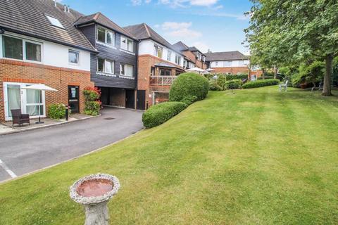 1 bedroom retirement property for sale, Beechwood Gardens, Caterham