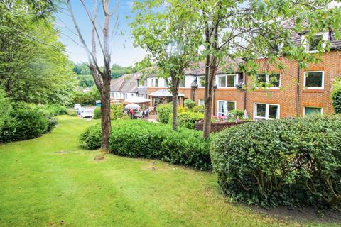 1 bedroom retirement property for sale, Beechwood Gardens, Caterham