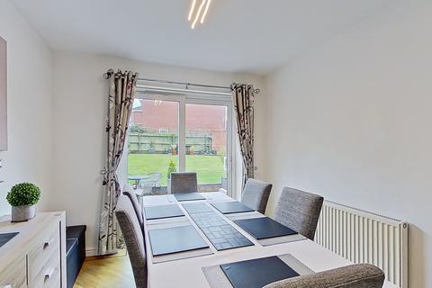 26 Fasson Close, Tamworth, B77 1GJ