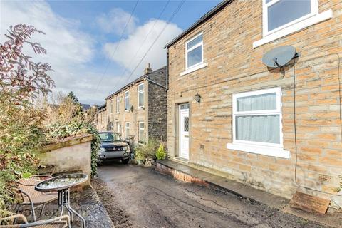 2 bedroom terraced house to rent, Clough Gate, Grange Moor, Wakefield, West Yorkshire, WF4