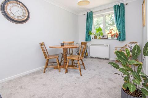 2 bedroom maisonette for sale, Ashurst Bridge