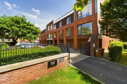 2 bedroom apartment for sale, Chapter House, Monks Close