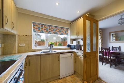 3 bedroom semi-detached house for sale, Pinewood, Somerton