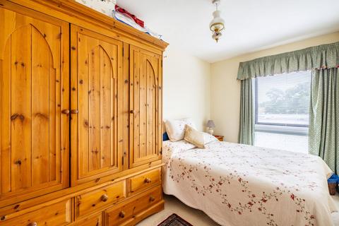 21 Bankside Close, Carshalton, SM5 3SB