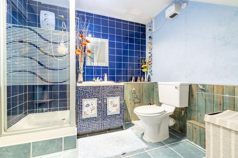 21 Bankside Close, Carshalton, SM5 3SB