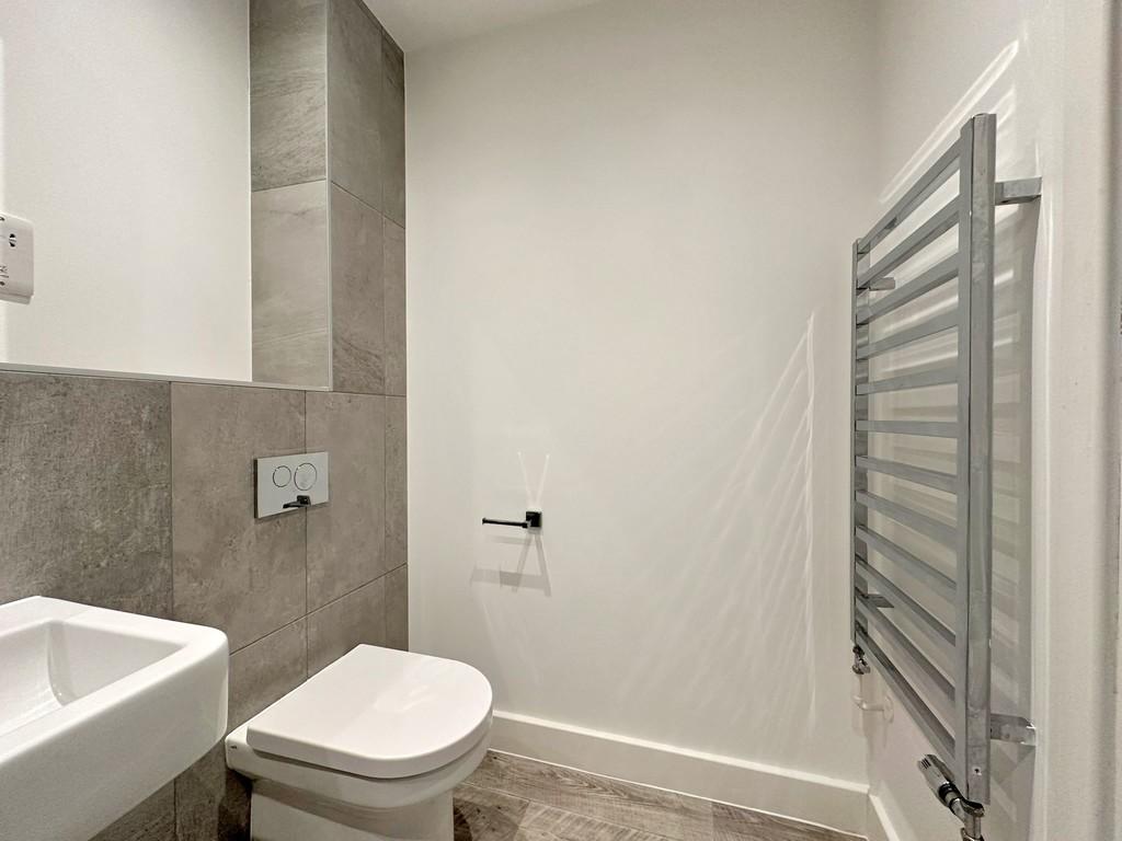 Bathroom (1)