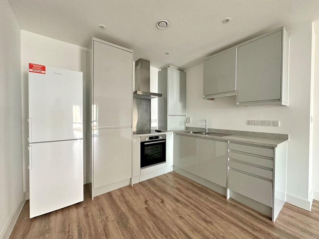 Kitchen living space (3)