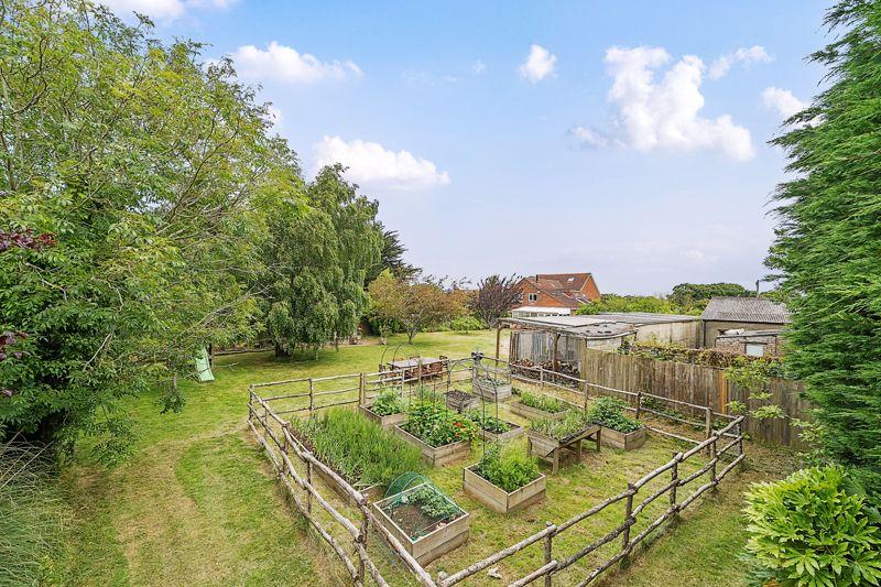 Newgate Lane, Fareham, PO14 3 bed semidetached house for sale £550,000