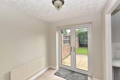 2 bedroom semi-detached house to rent, Audlem Drive, Leftwich