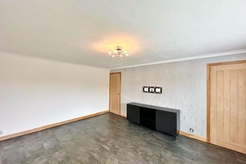 43 Abbots Way, Ayr, KA7 4JH