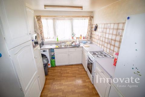 3 bedroom terraced house for sale, Queens Close, Smethwick B67