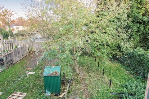 2 bedroom flat to rent, Kenton Lane, Harrow