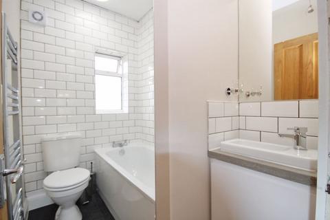 54a Crossmead Avenue, Greenford, UB6 9TZ
