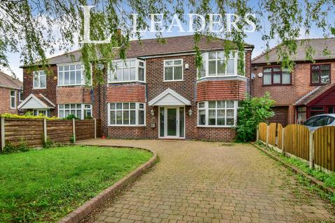 4 bedroom semi-detached house to rent, Clarendon Road, Audenshaw, Manchester, M34