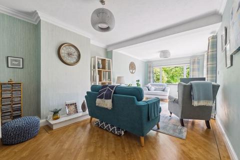 72 Green Lane, Worcester Park, KT4 8AR