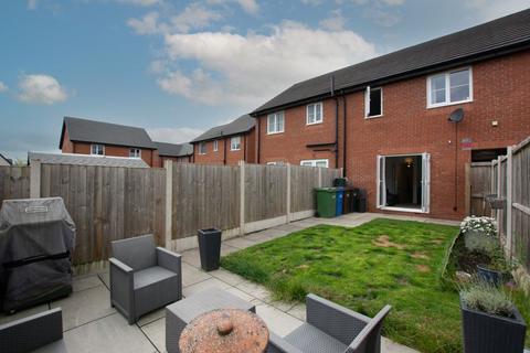 3 bedroom terraced house for sale, Hulme Gardens, Leigh WN7 5FS