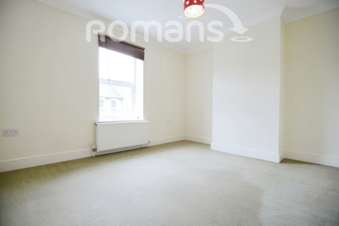 2 bedroom apartment to rent, Queens Road