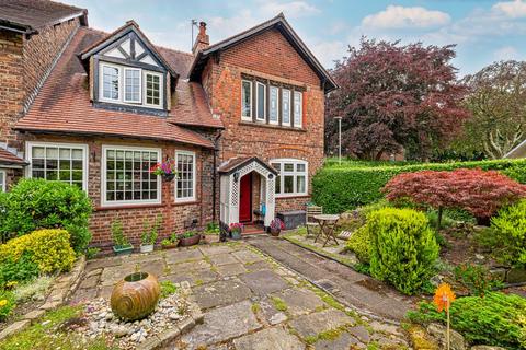 4 bedroom cottage for sale, Hillcliffe Road, Walton, Warrington
