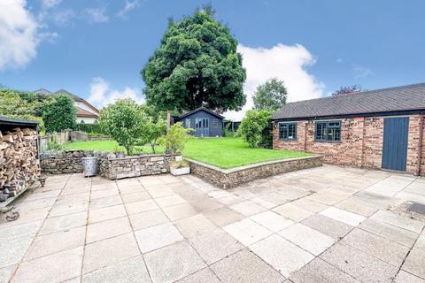 1 bedroom detached bungalow for sale, Hillswood Avenue, Leek, Staffordshire, ST13