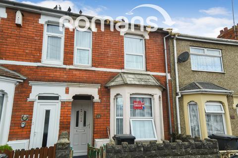 2 bedroom terraced house to rent, Salisbury Street, Swindon