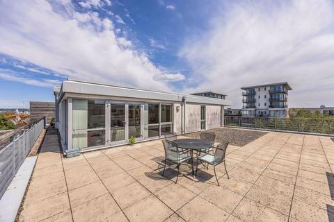 3 bedroom penthouse for sale, Portsmouth, Hampshire