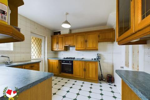 2 bedroom end of terrace house for sale, Matson Avenue, Matson, Gloucester, GL4 6HN