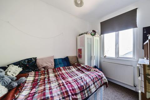 2 bedroom flat to rent, Balls Pond Road, N1