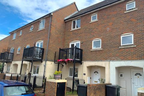 3 bedroom townhouse to rent, Santa Cruz Drive, Sovereign Harbour South, Eastbourne, East Sussex