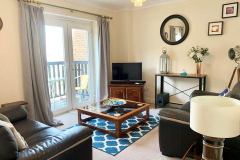 3 bedroom townhouse to rent, Santa Cruz Drive, Sovereign Harbour South, Eastbourne, East Sussex