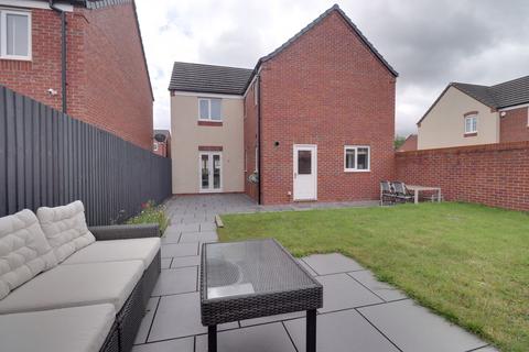 71 Shakespeare Drive, Penkridge, Stafford, ST19 5QZ